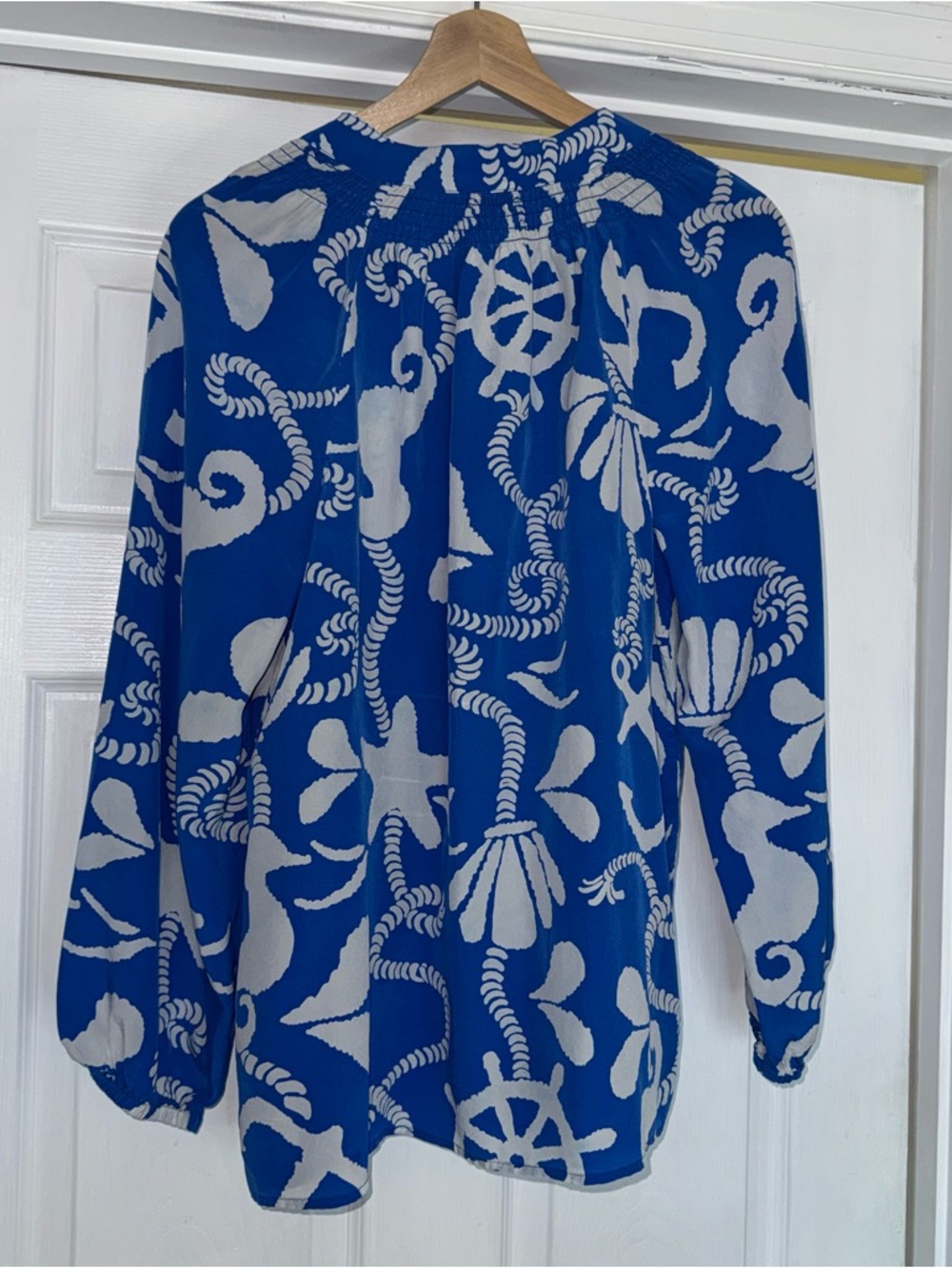 Lilly Pulitzer Elsa Silk Blue White Nautical Print Top Blouse L - Picture 6 of 6
